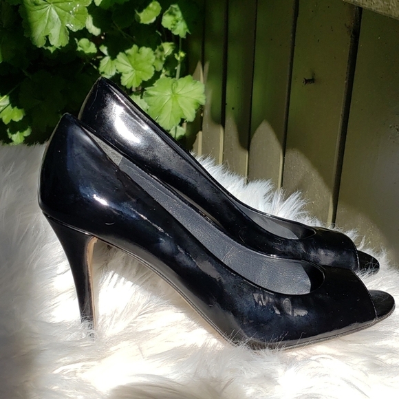 Stuart Weitzman Pump Peep Toe Patent Leather - Picture 1 of 6